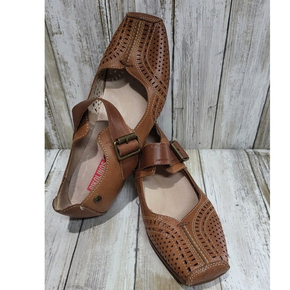 Pikolinos Women's Tan Leather Cutout MaryJane Buckle Shoes Size 37 is 6.5 in US - Picture 4 of 7